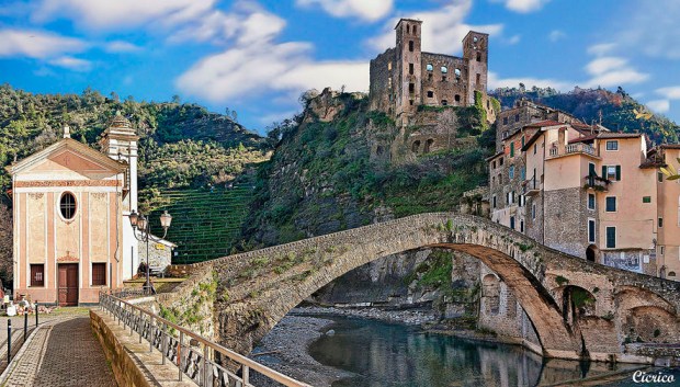 Ponte di Dolceacqua  Liguria